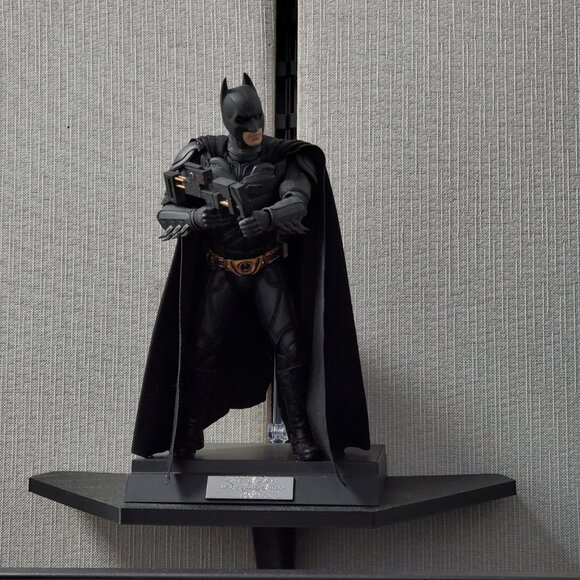 Inart Batman Dark Knight Rises 1/12 Deluxe Action Figure - Picture 2 of 5